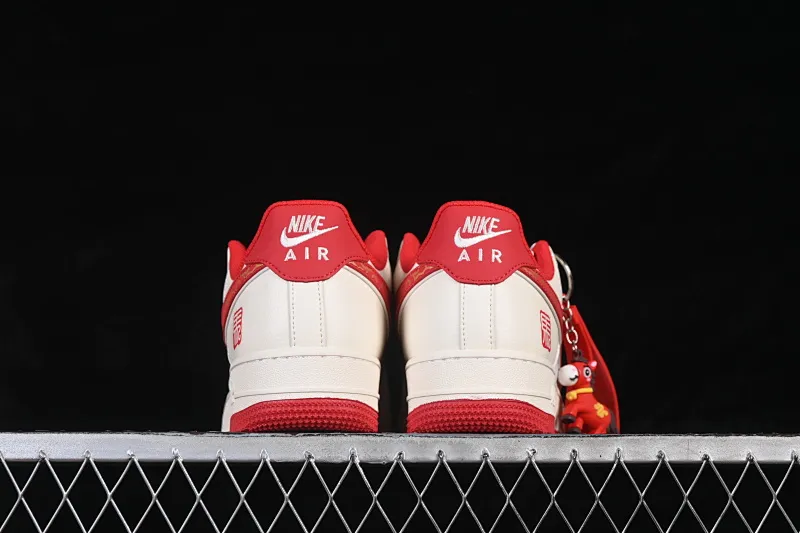 All categories Nk Air Force 1 Air Force series Nk Air Force 1 Low Air Force low-top Nike Air Force 1'07 Low Good luck in the Year of the Horse Air Force 1 low-top casual sneakers HT5088-613